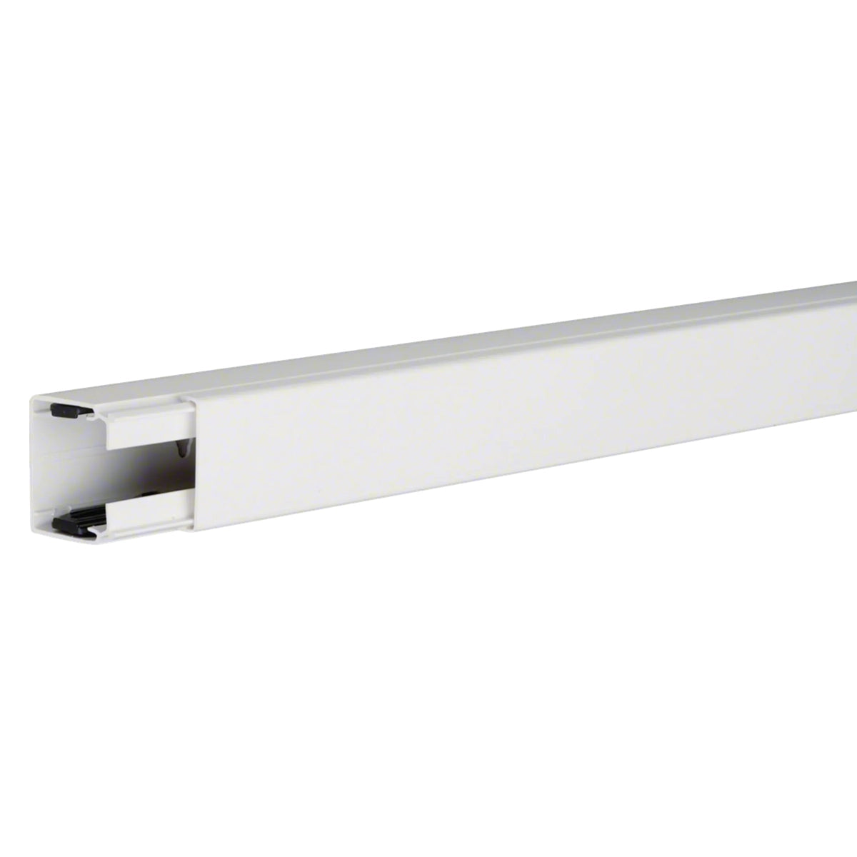 Hager cable management channel 40x40mm traffic white (2m)