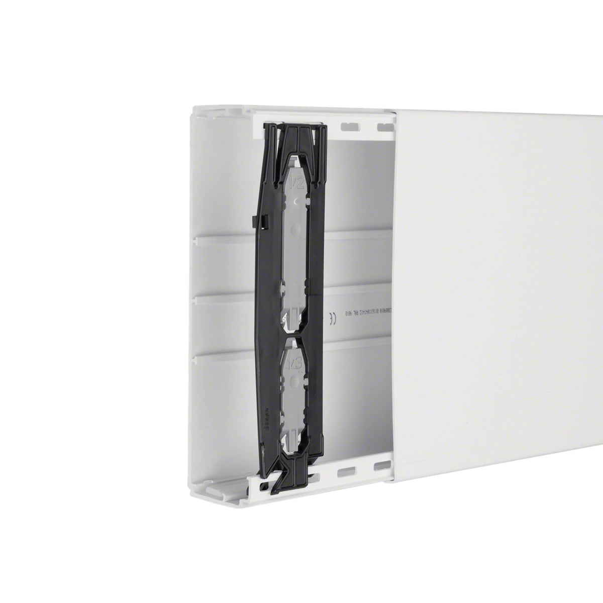 Hager cable management channel 60x230mm traffic white (2m)