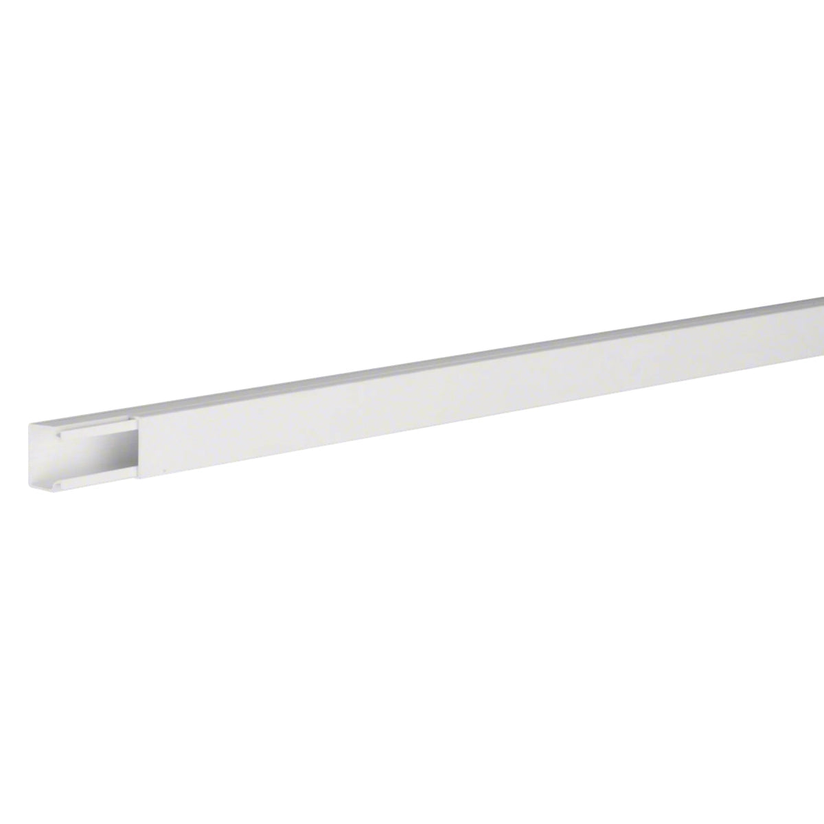 Hager cable management channel 20x35mm traffic white (2m)