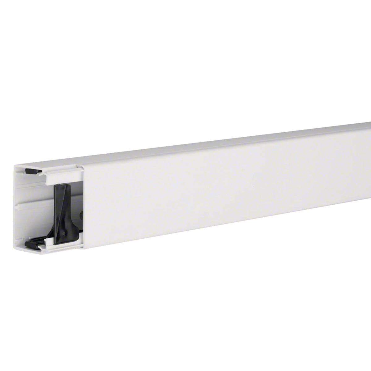 Hager cable management channel 40x60mm traffic white (2m)
