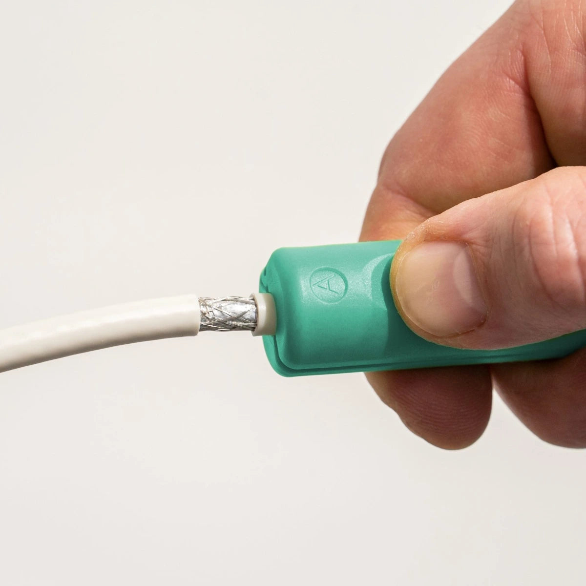 Koaxial-Abisolierer für Antennen- und Koaxialkabel, stufenweises Abisolieren, Bio-based